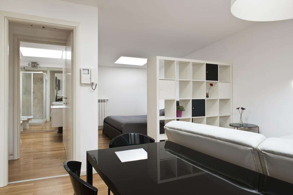 La Maison Del Capestrano มิลาน ภายนอก รูปภาพ