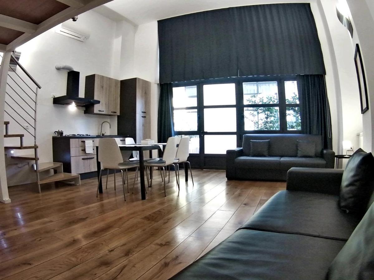 La Maison Del Capestrano มิลาน ภายนอก รูปภาพ